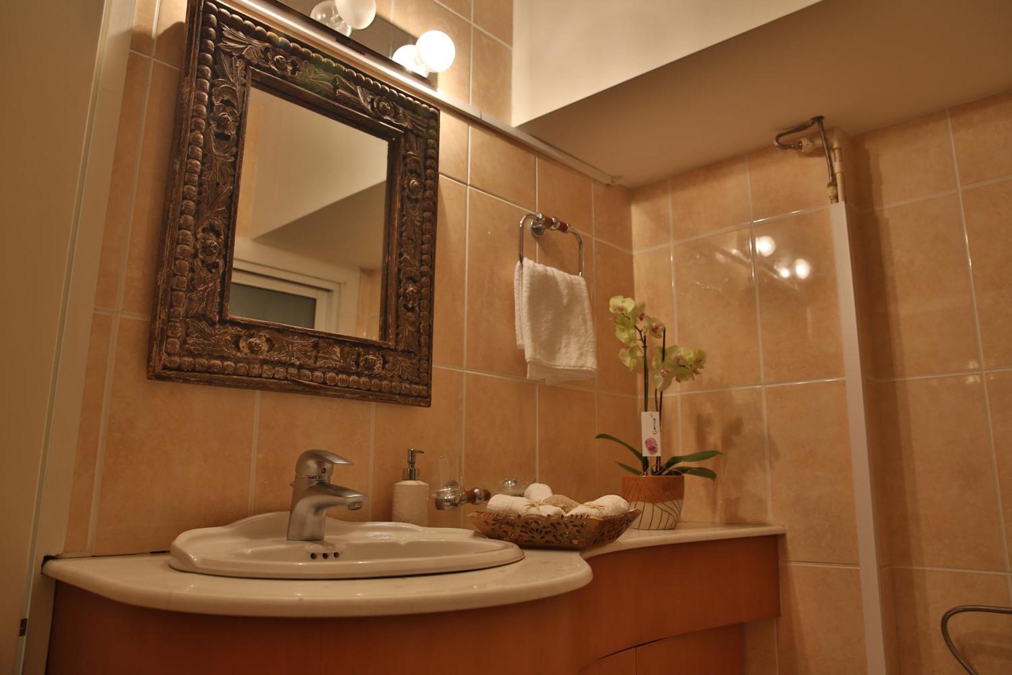 Sofouli Suites Nicosia Exterior photo